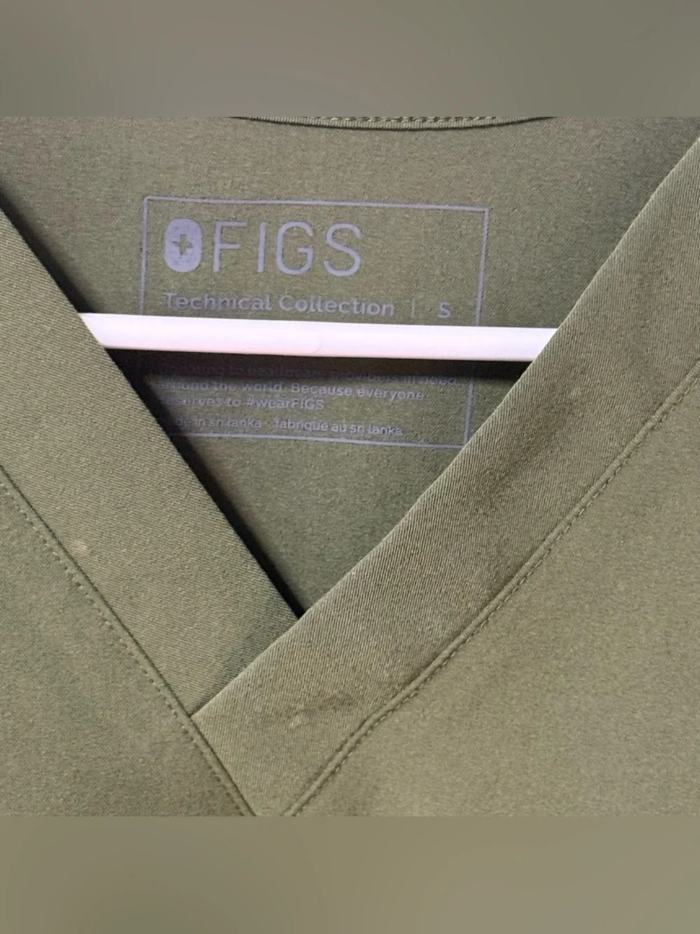 FIGS Technical Collection Mens Medium Green Scrub Set Pants Top Cairo Leon Small